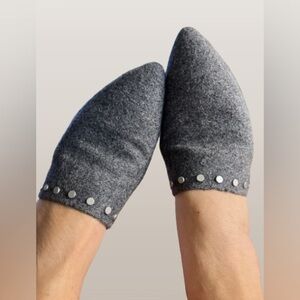 Bernardo studded Annie mule, wmns sz 71/2 M